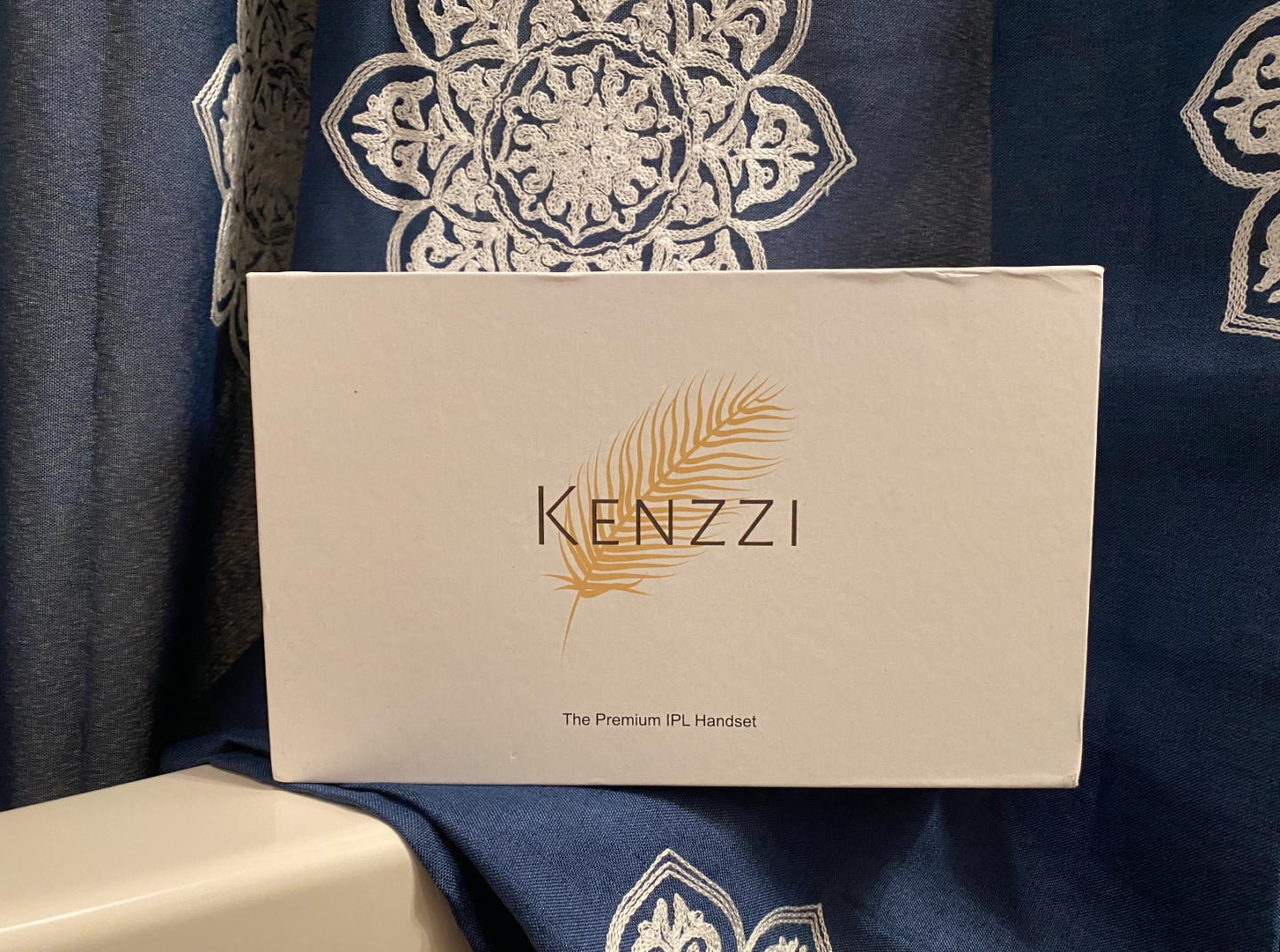 KENZZI IPL: An At-Home Laser Hair Removal Device That Actually Works  
